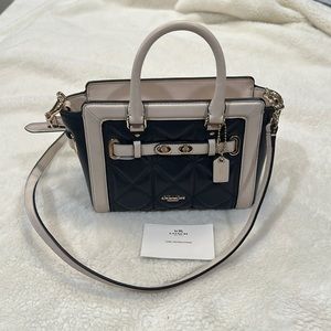 Coach purse with strap